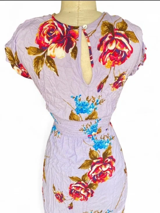 Lavender Floral Maxi Dress with V-Neck - Picture 3 of 4